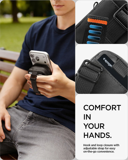 AFA11564 - Portable Organizer Pouch Tintap Zip Mag Fit 2 in Black showing comfort in your hands