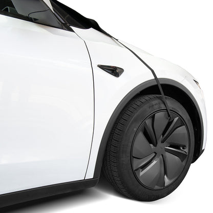 ACP10950 - Windshield Cover | WC100 in Black showing strap on the wheel