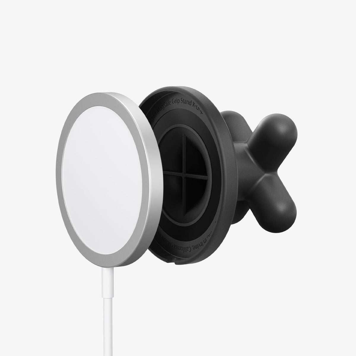 AMP10137 - O-Mag Charging Grip (MagFit) | OM107 in Black showing charging pad with grip